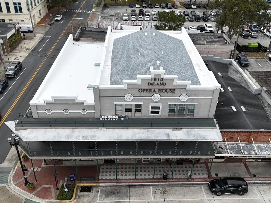 Commercial building with a new roof